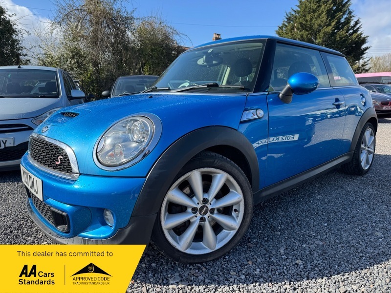 Mini Hatch S Blue
