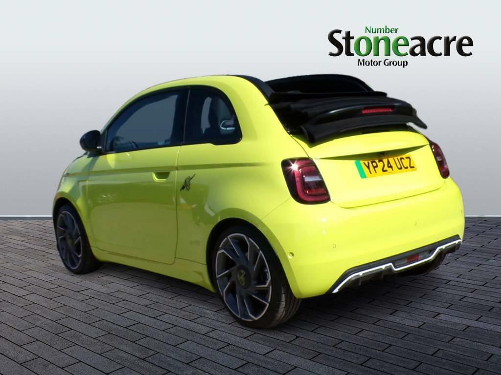 Abarth 500 42Kwh YP24UCZ Green #5