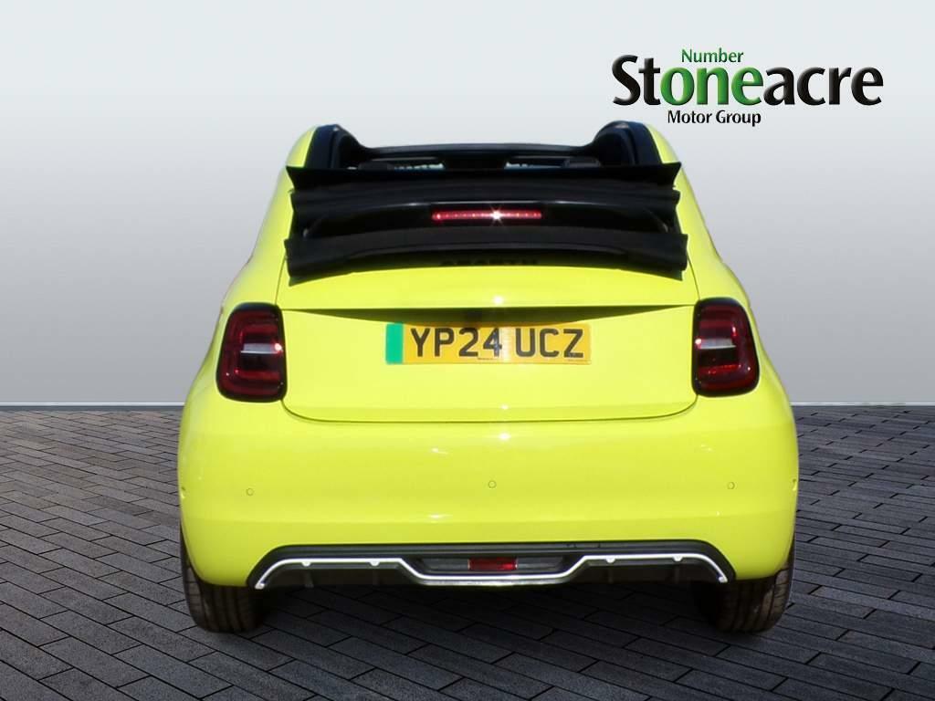 Abarth 500 42Kwh YP24UCZ Green #4