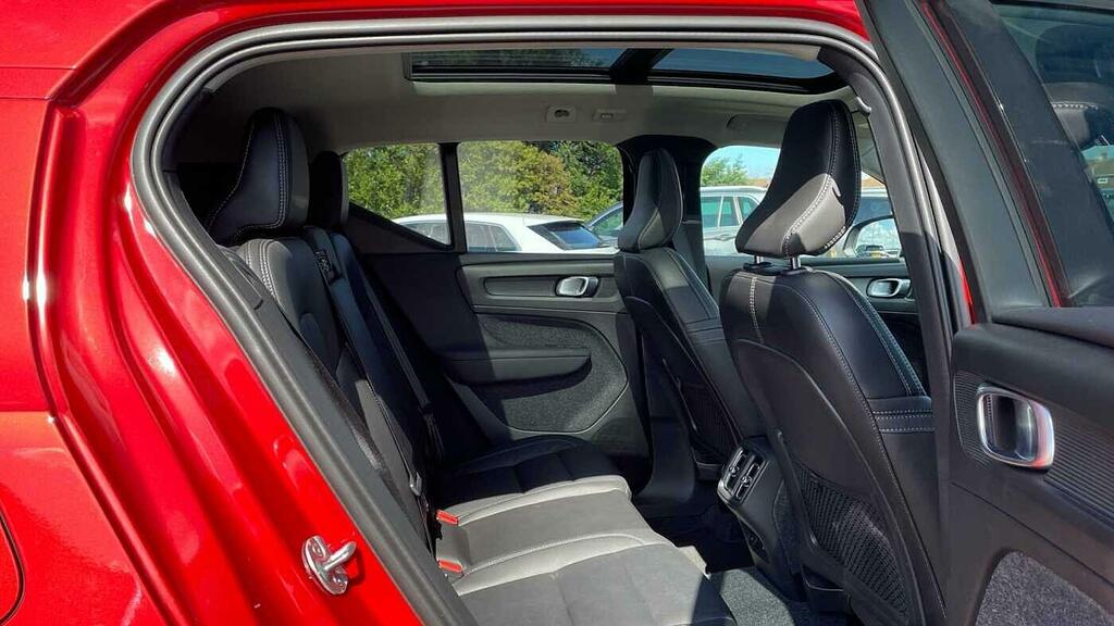 Volvo XC40 2.0 B4 Mhev Ultra Dark Dct Euro 6 Ss OY74VUV #6