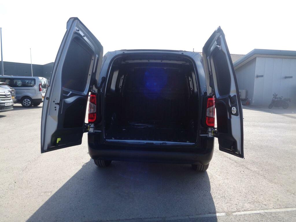 Fiat Doblo 50Kwh Maxi Lwb YN74GAA #5