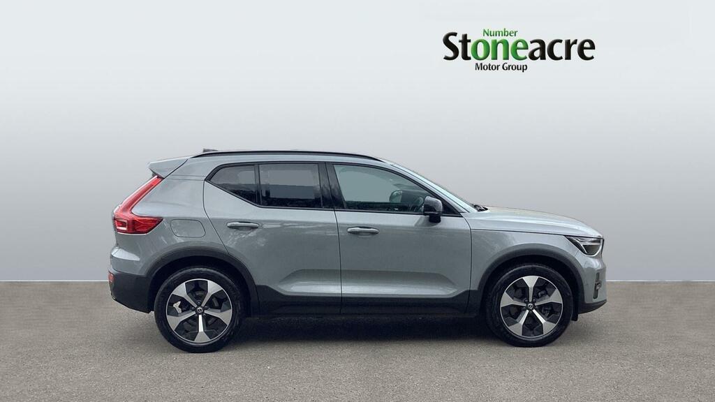 Volvo XC40 2.0 B3p Plus Dark  #4