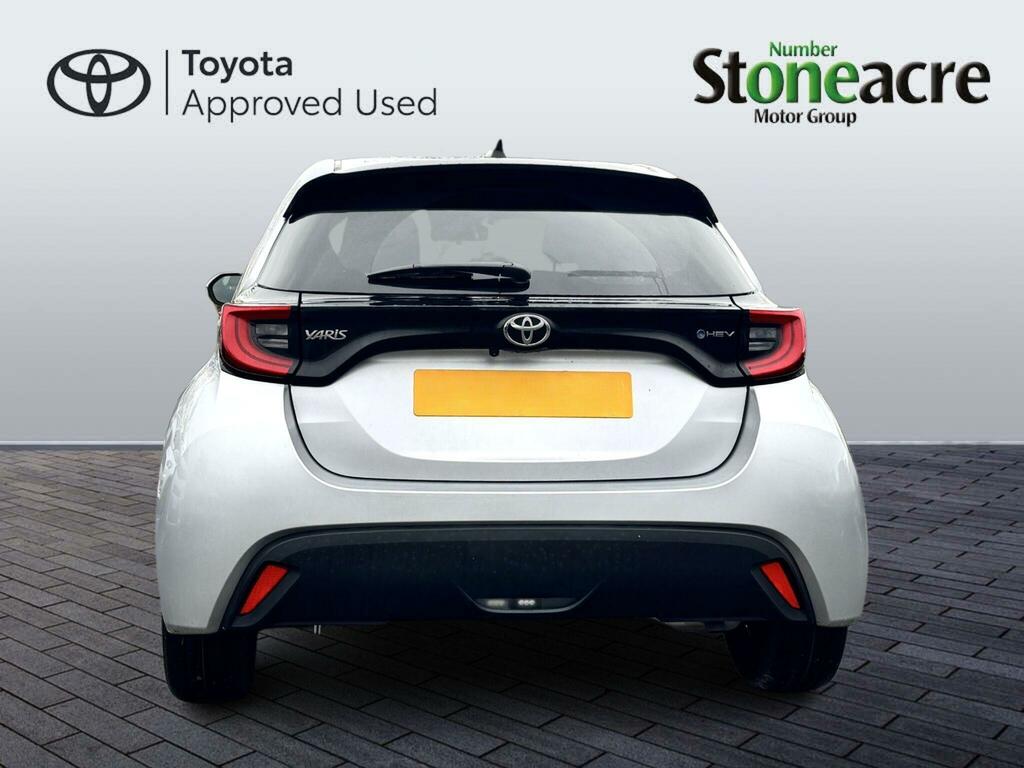 Toyota Yaris 1.5 Hybrid Design NU75EOD  #4
