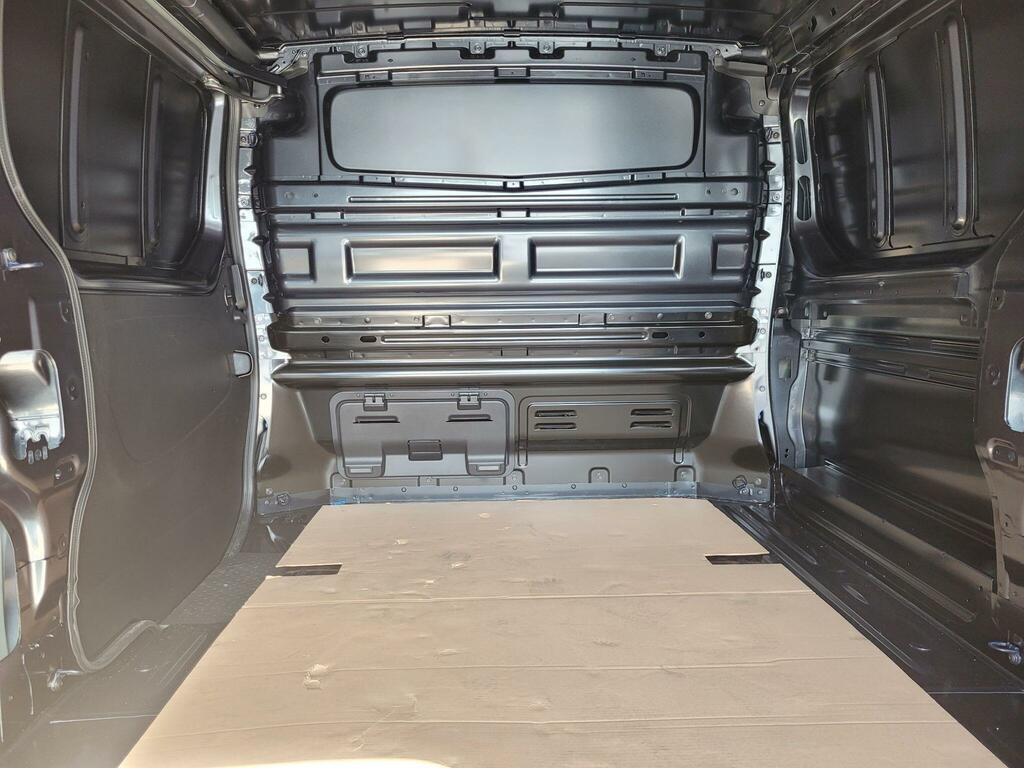 Renault Trafic 2.0 Dci Blue 30 Extra Sport Lwb Euro 6 Ss YO75HFH #4