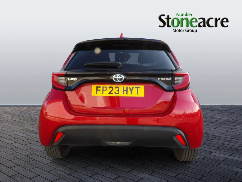 Toyota Yaris 1.5 Hybrid Design FP23HYT #4