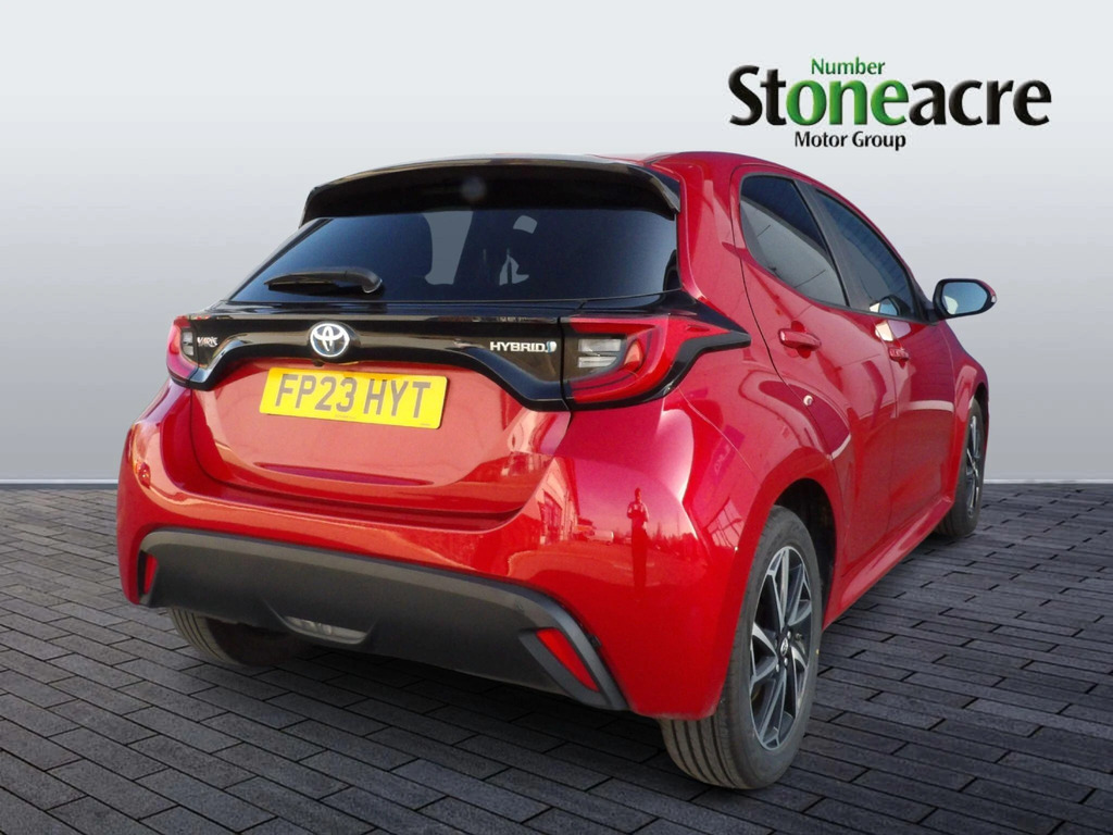 Toyota Yaris 1.5 Hybrid Design FP23HYT #3