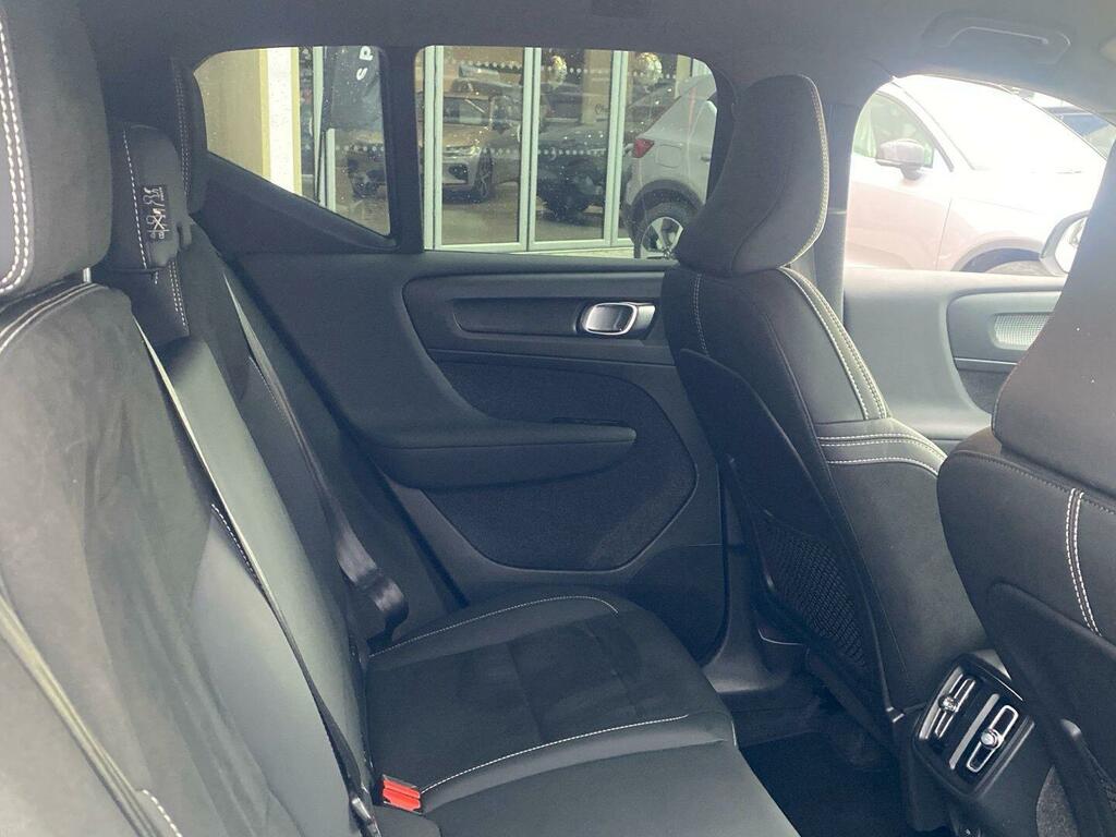 Volvo XC40 2.0 B3p Plus Dark  #6