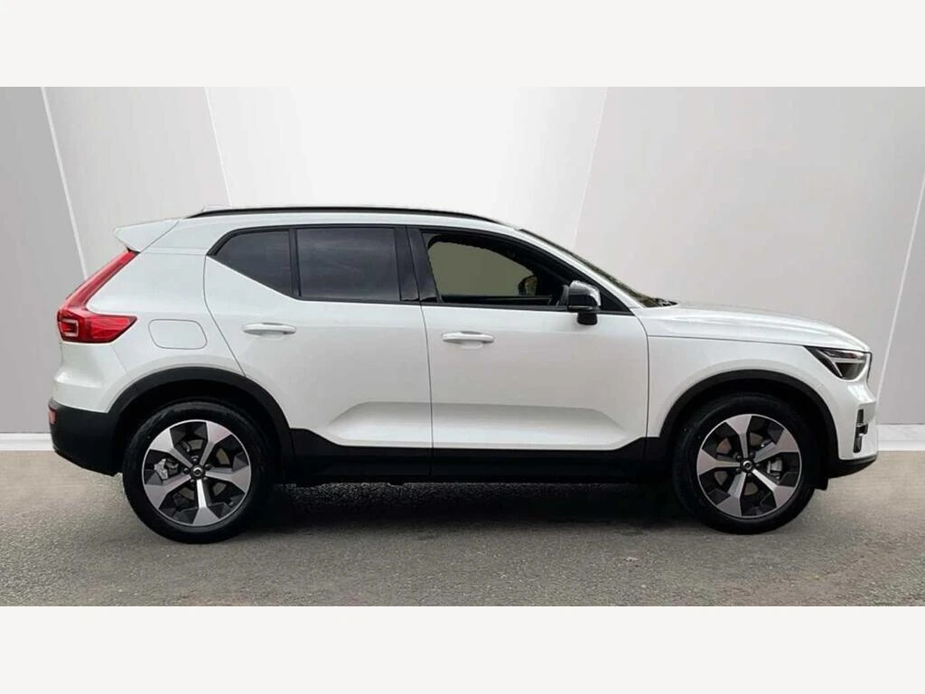 Volvo XC40 2.0 B3p Plus Dark  #4