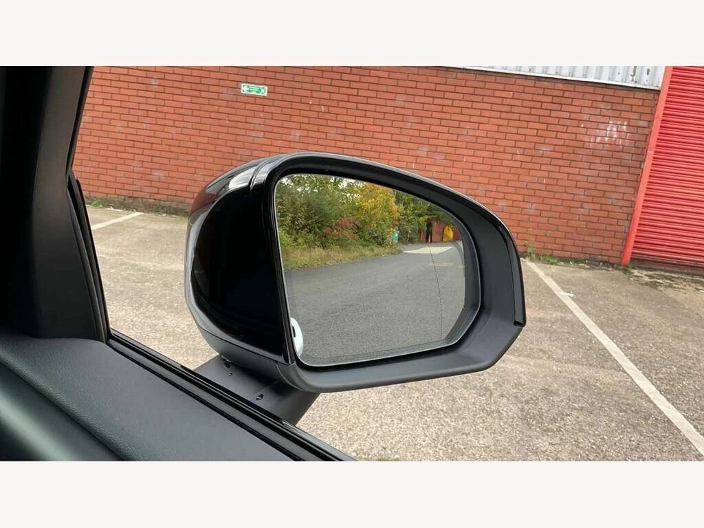 Volvo XC40 2.0 B3p Plus Dark NL26HVJ #5
