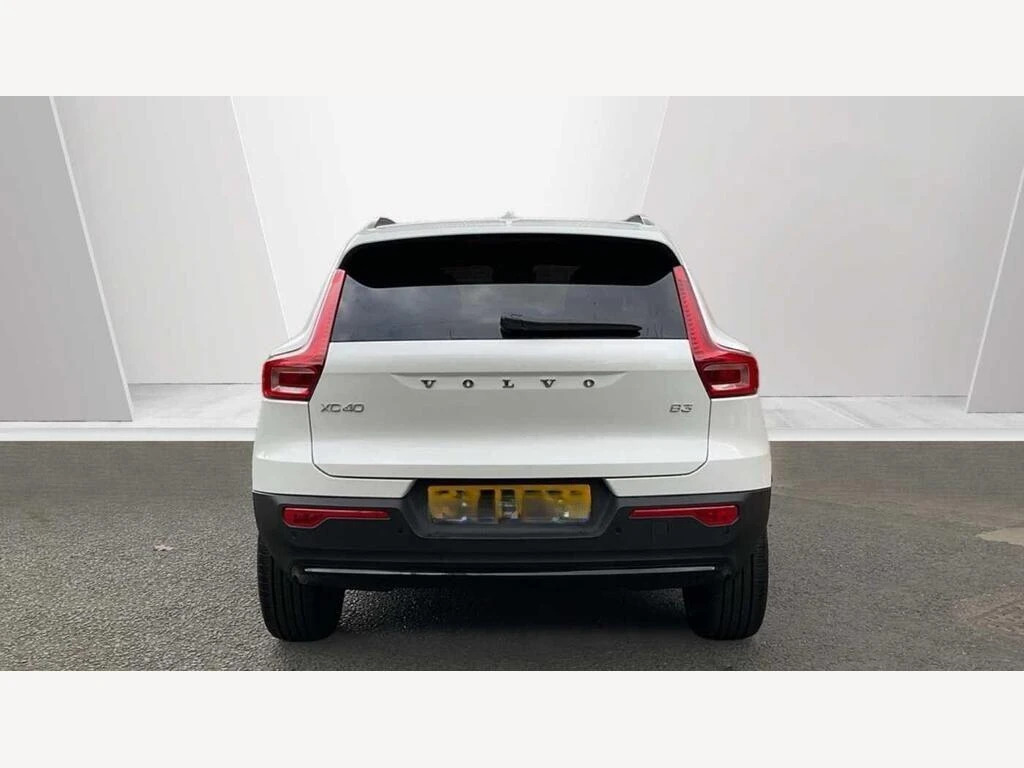 Volvo XC40 2.0 B3p Plus Dark NL26HVC #3