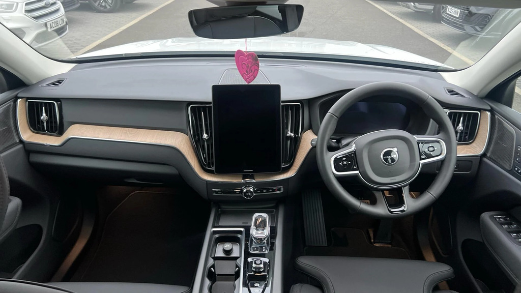 Volvo XC60 2.0 B5 Mhev Plus Pro Awd Euro 6 Ss NL26GFJ  #5