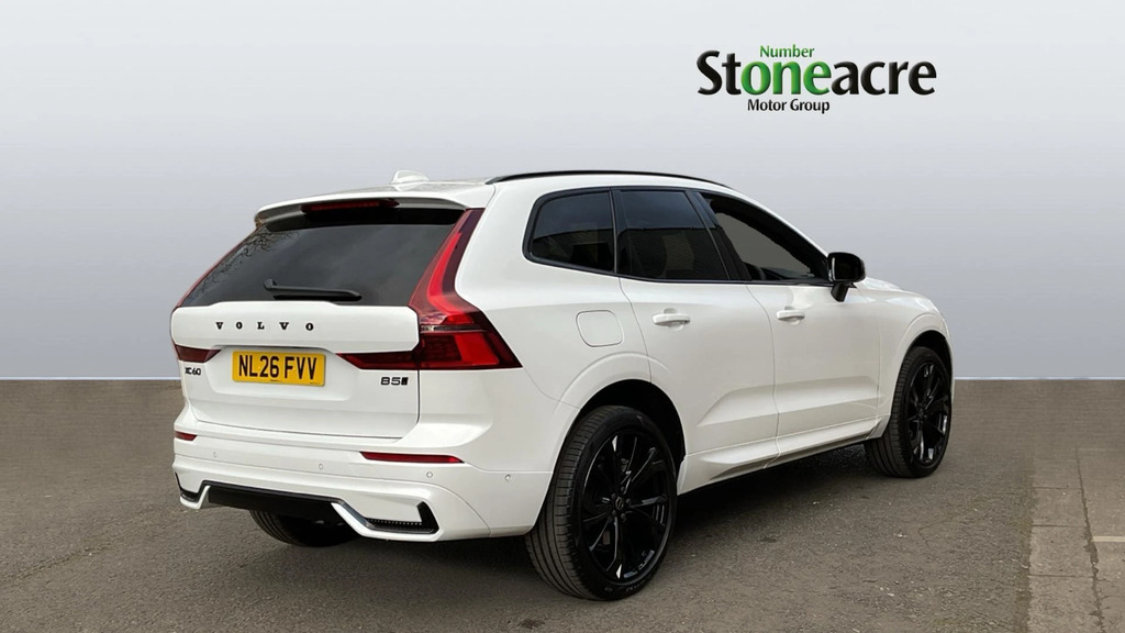 Volvo XC60 2.0 B5 Mhev Plus Black Edition Awd Euro 6 S NL26FVV #2