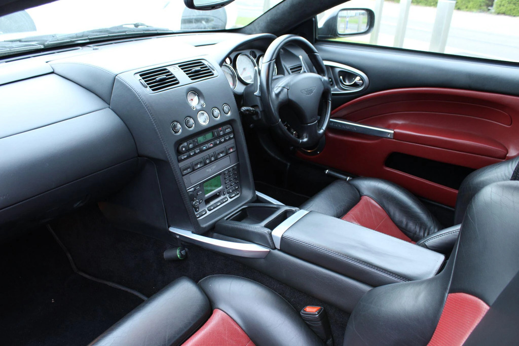 Aston Martin Vanquish 5.9 S Green #10