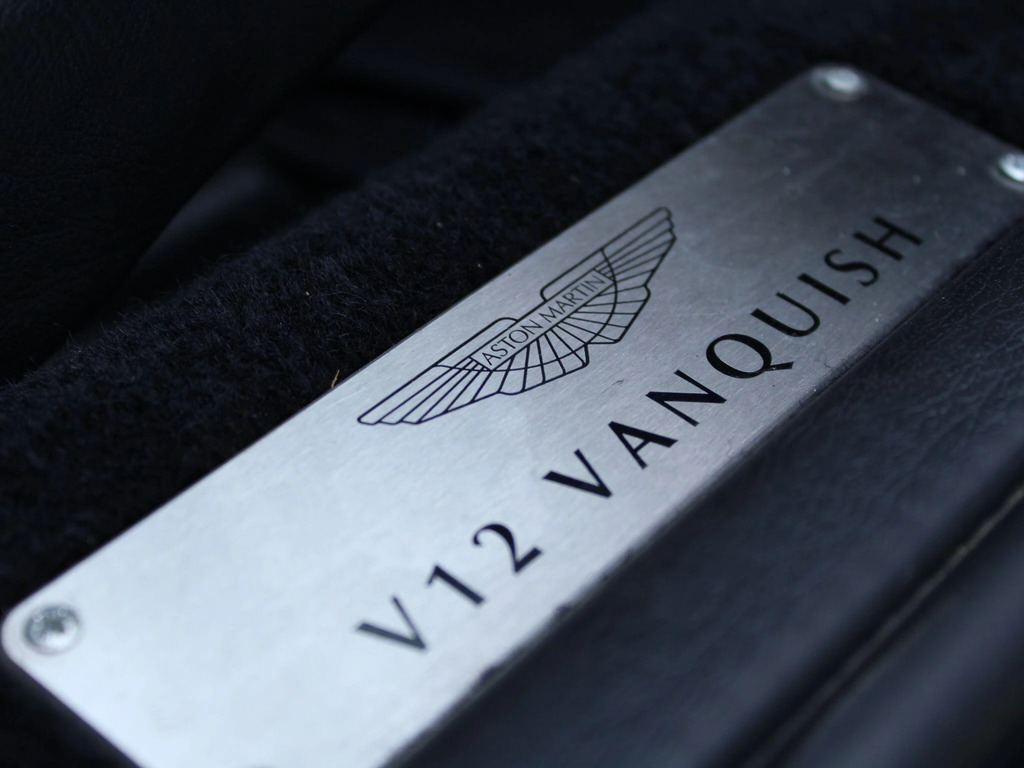 Aston Martin Vanquish 5.9 S Green #28