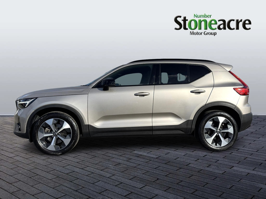 Volvo XC40 2.0 B4p Ultimate Dark KP23BDX Gold #6