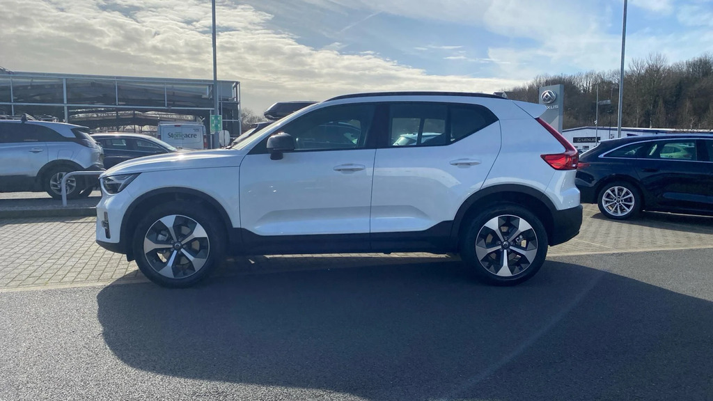 Volvo XC40 2.0 B3p Plus Dark YT26WWA #5