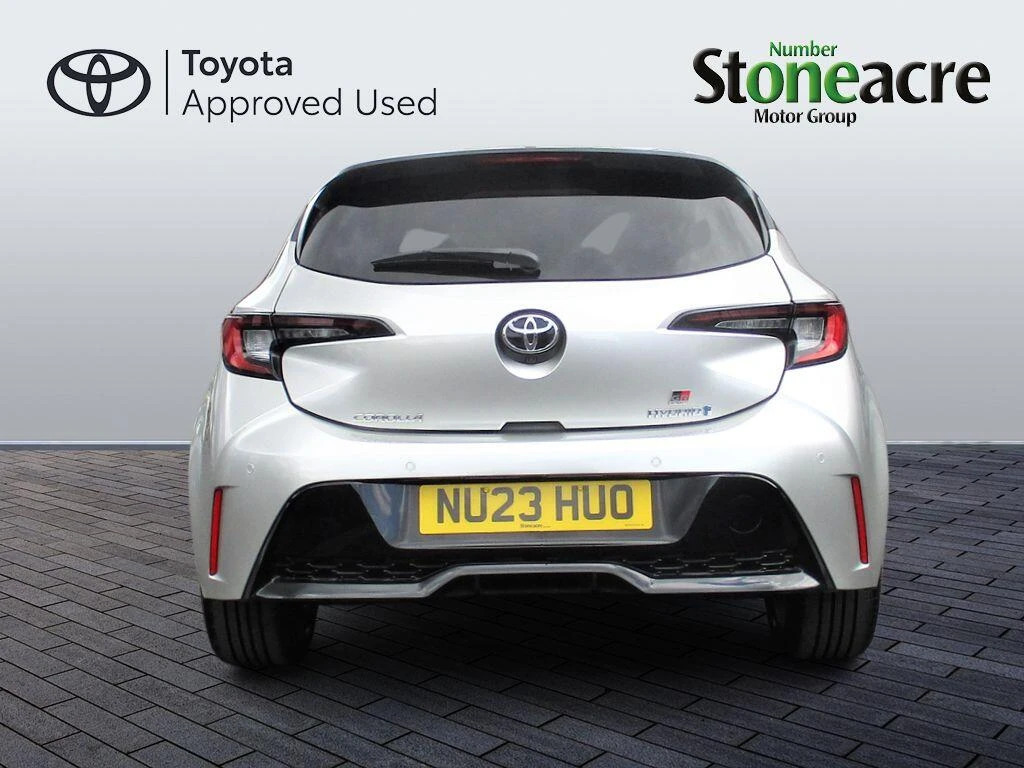 Toyota Corolla 1.8 Vvt-i Hybrid Gr Sport NU23HUO Silver #4