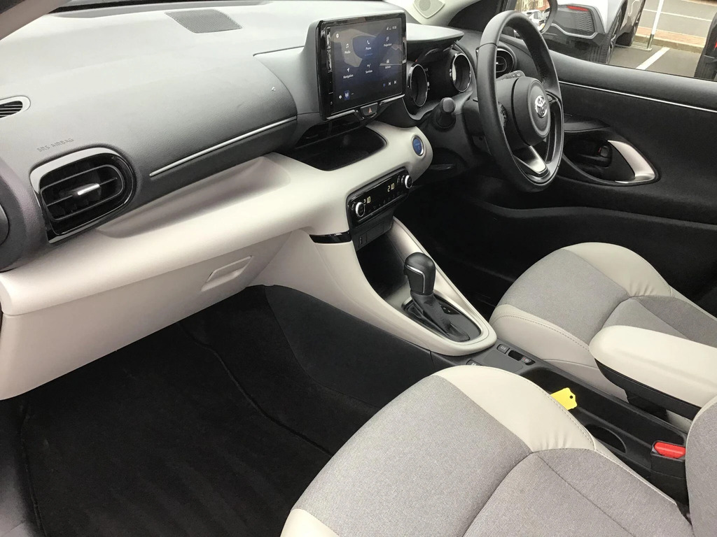 Toyota Yaris 1.5 Hybrid Excel YH73LGZ  #5
