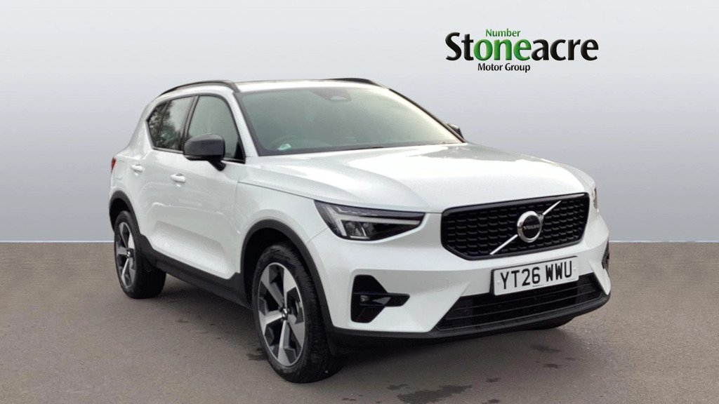 Volvo XC40 2.0 B3p Plus Dark 