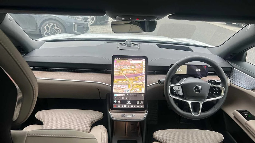 Volvo ES90 Single Motor Extended Range 92Kwh Ultra Saloon Aut NG75TZJ #5