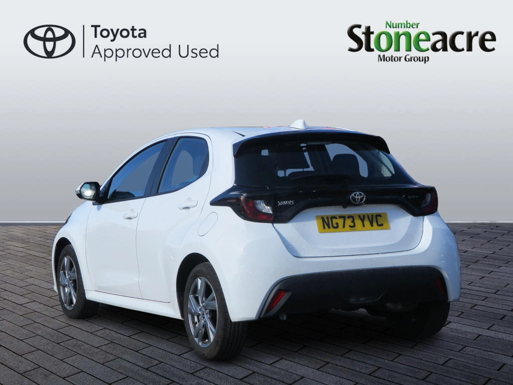 Toyota Yaris 1.5 Hybrid Icon NG73YVC #5
