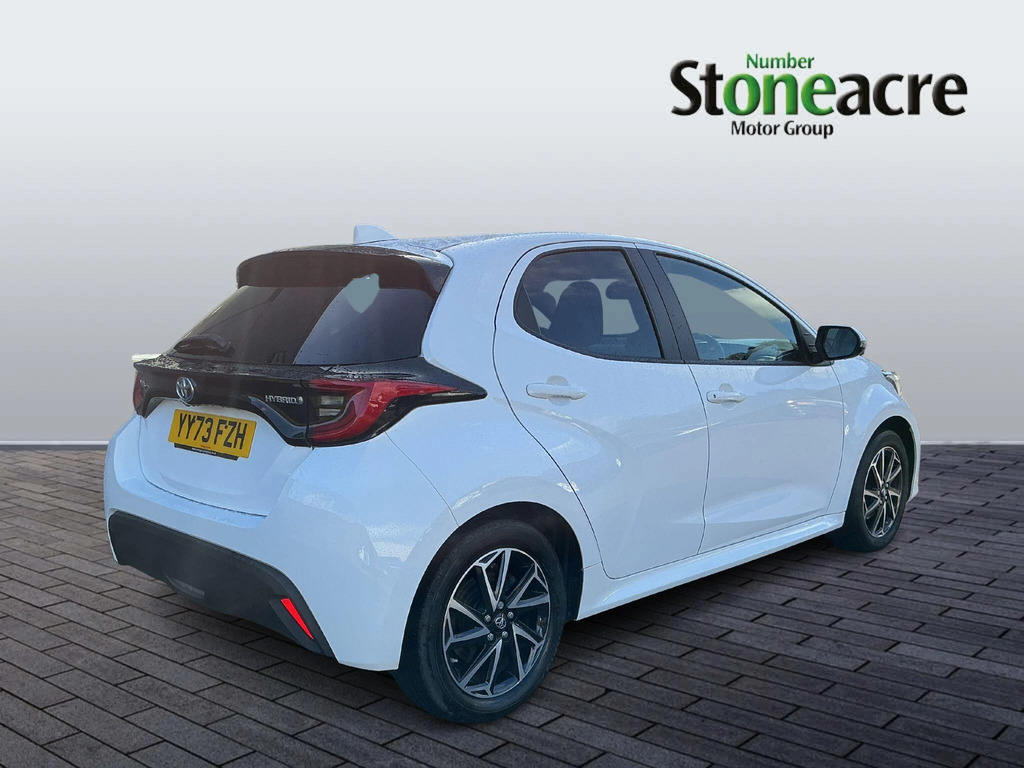 Toyota Yaris 1.5 Hybrid Design YY73FZH #3