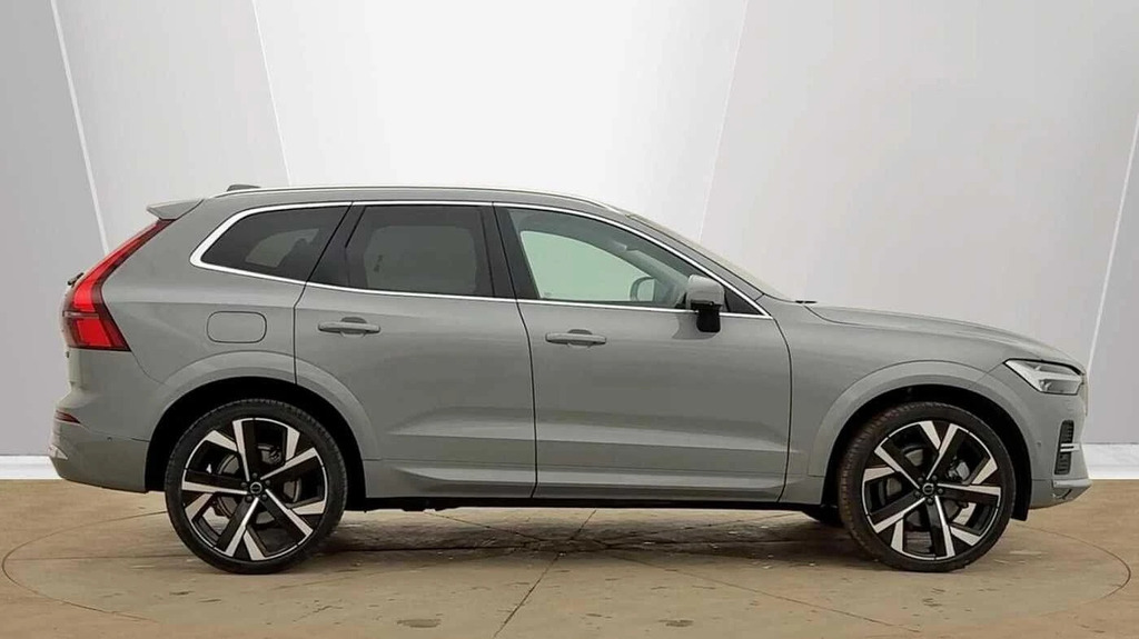Volvo XC60 2.0 B5 Mhev Ultra Bright Awd Euro 6 Ss OY75LHD #2
