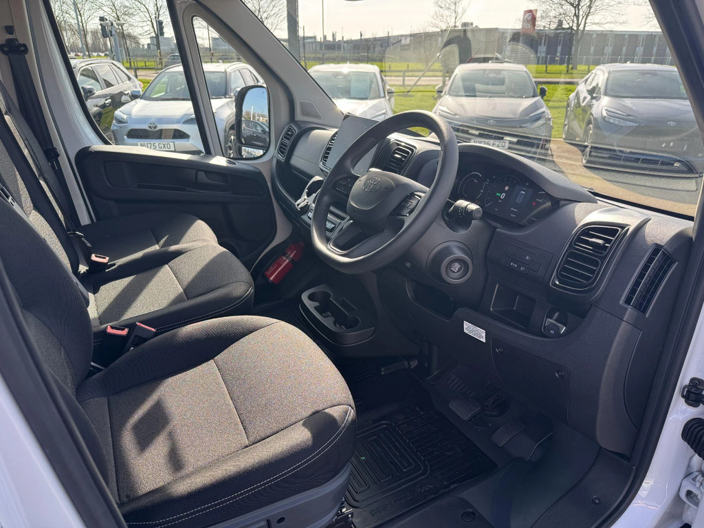 Toyota PROACE 42 110Kwh Icon Long Panel Van L3 H3 NU26DHO #6