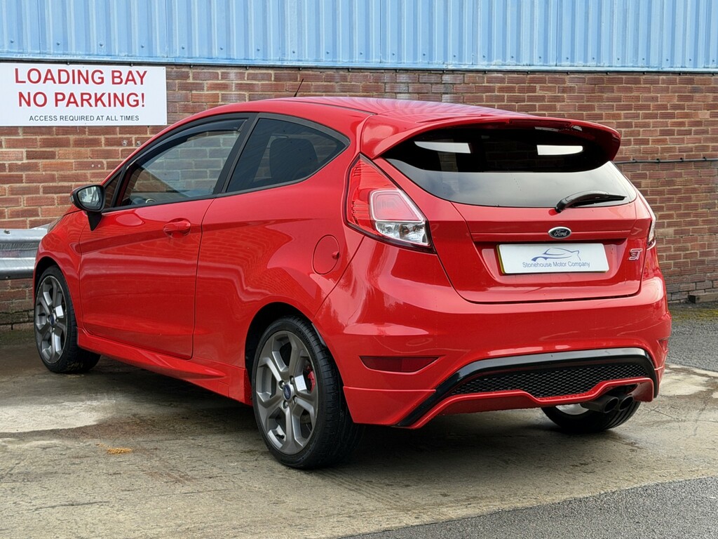 Ford Fiesta Hatchback 1.6 T Ecoboost St-2 2014 BD14MVL Red #3