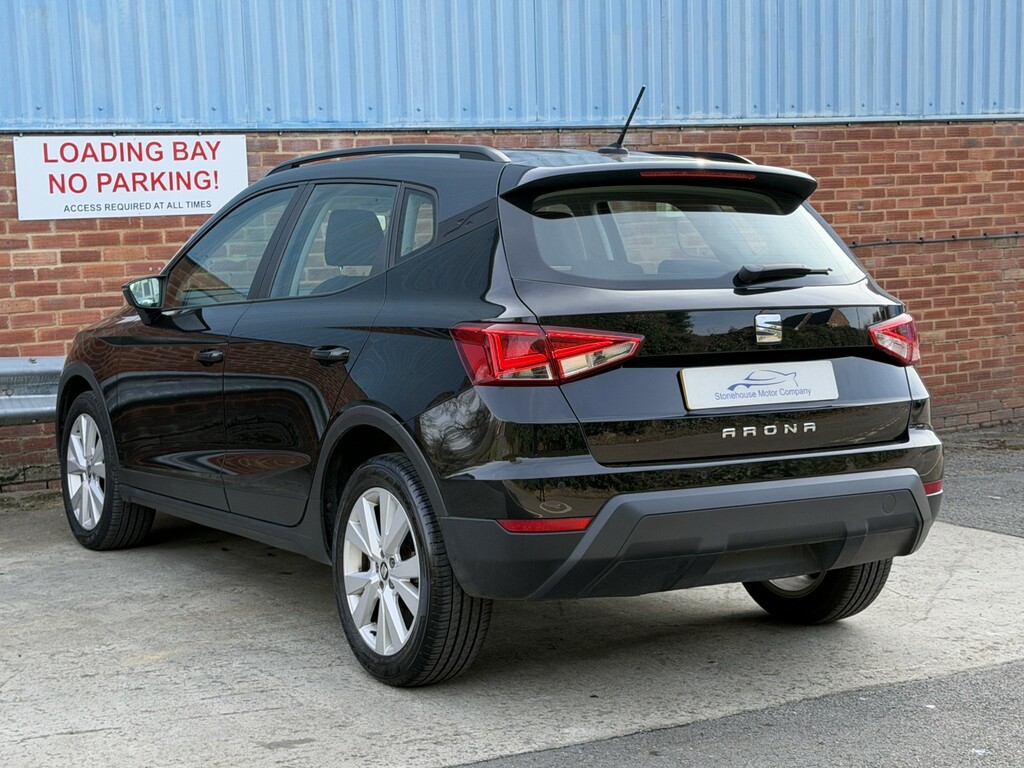 Seat Arona Suv 1.6 Tdi Se Technology Lux 2019 Black #3