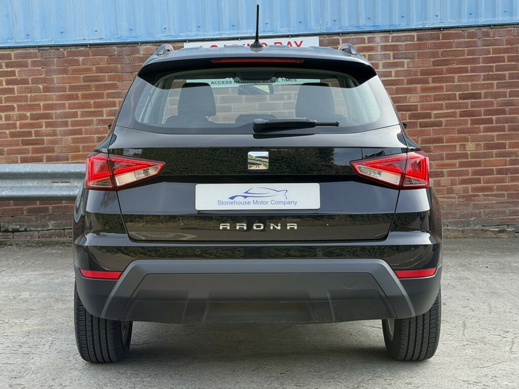 Seat Arona Suv 1.6 Tdi Se Technology Lux 2019 Black #4