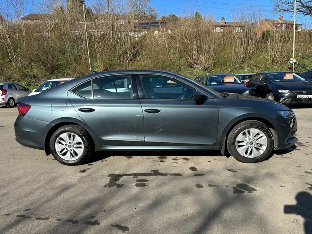 Skoda Octavia 1.0 Tsi Se Technology Grey #4