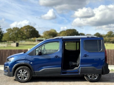 Peugeot Rifter 1.5 Bluehdi Allure Blue #4