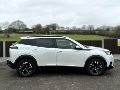 Peugeot 2008 1.2 Puretech Allure EJ70XEP White #6