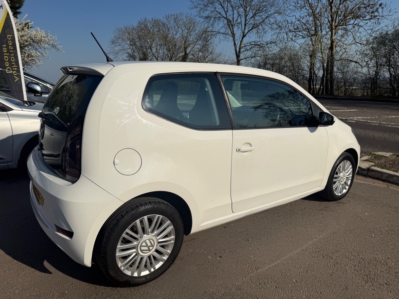 Volkswagen Up Move Up MF67GZX White #6