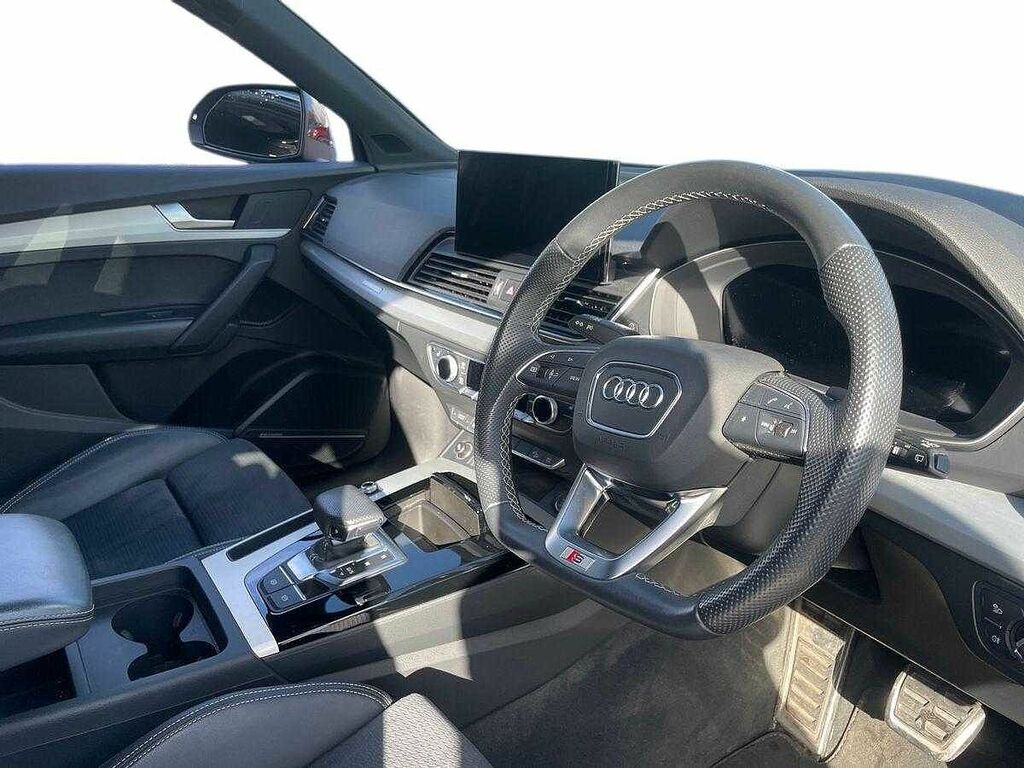 Audi Q5 S Line 40 Tdi Quattro 204 Ps S Tronic SK22AGX Black #6