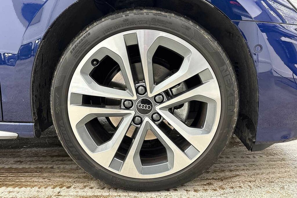 Audi A3 Sportback S Line Tfsi 150 Ps S Tronic DC25WMX Blue #5