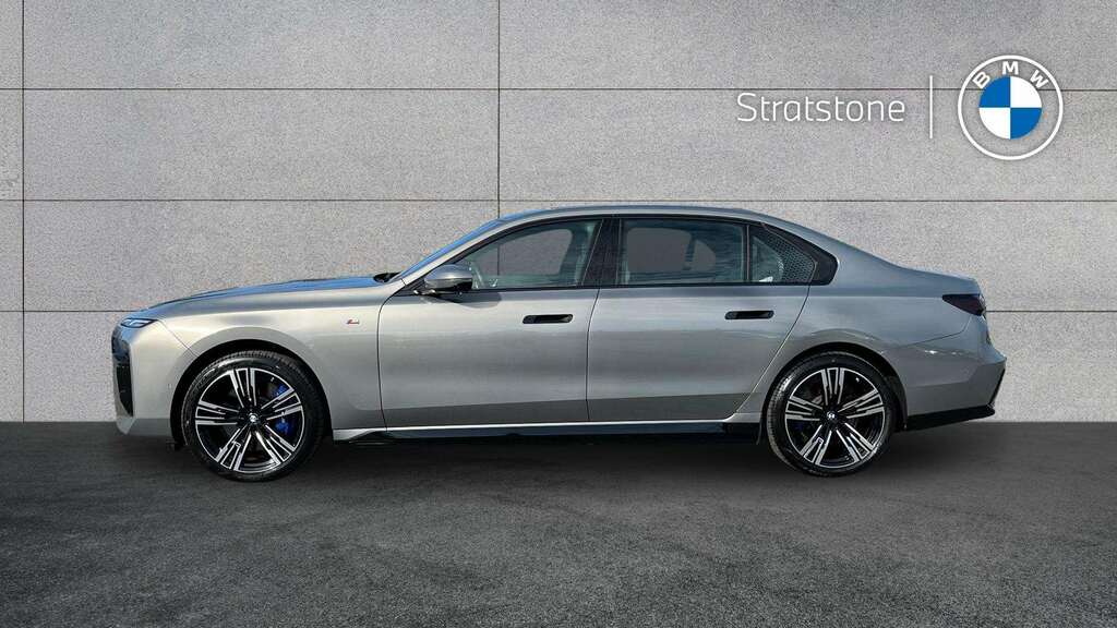 BMW i7 335Kw Edrive50 M Sport 105.7Kwh 2024 Grey #4