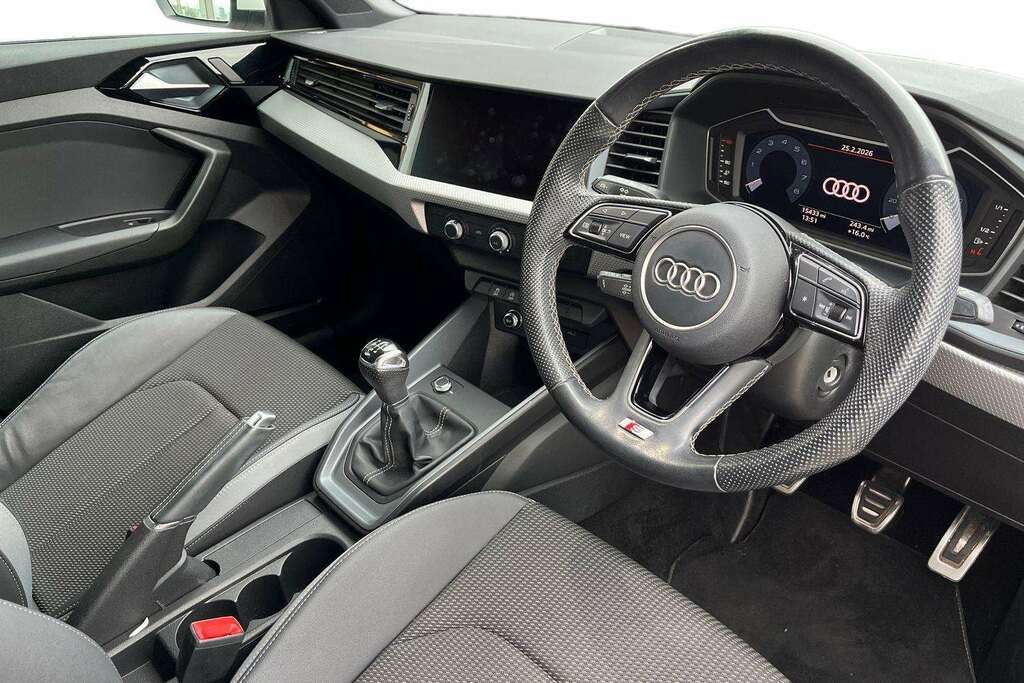 Audi A1 25 Tfsi S Line 2023 DC73CZZ White #6