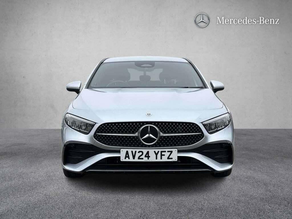 Mercedes-Benz A Class A180 Amg Line Executive 2024 AV24YFZ Silver #4