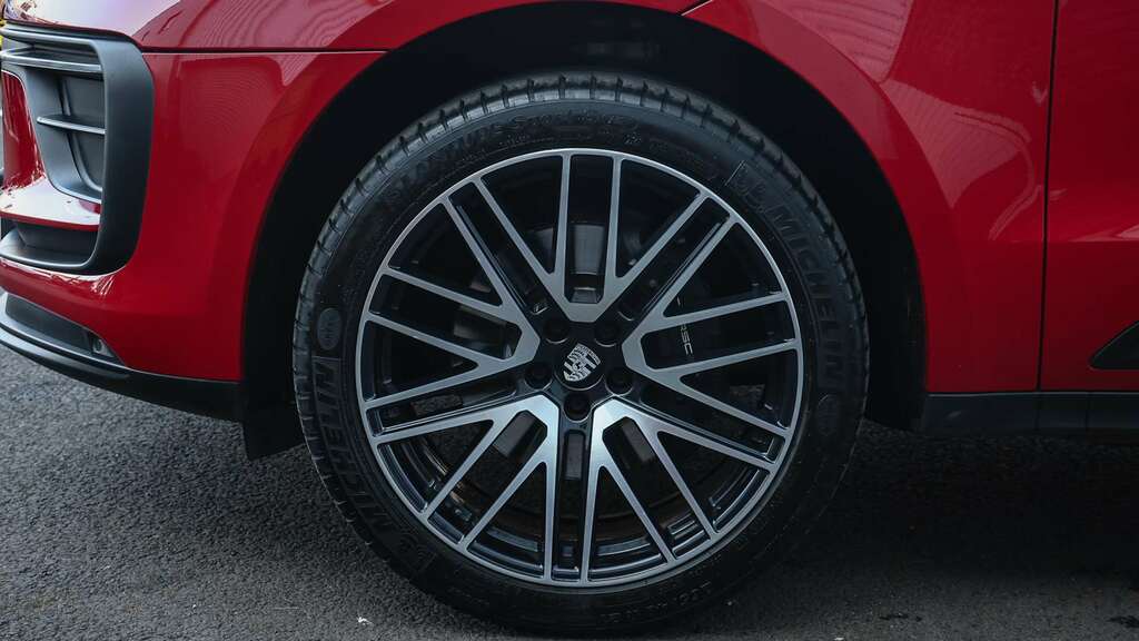 Porsche Macan S-a 2022 YY72DJD Red #6