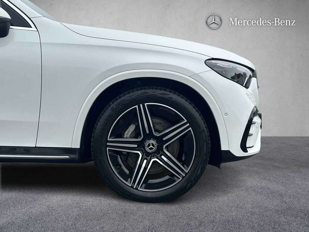 Mercedes-Benz GLC Class 300 4Matic Amg Line Premium 9G-tronic 2024 EK24HNX White #3