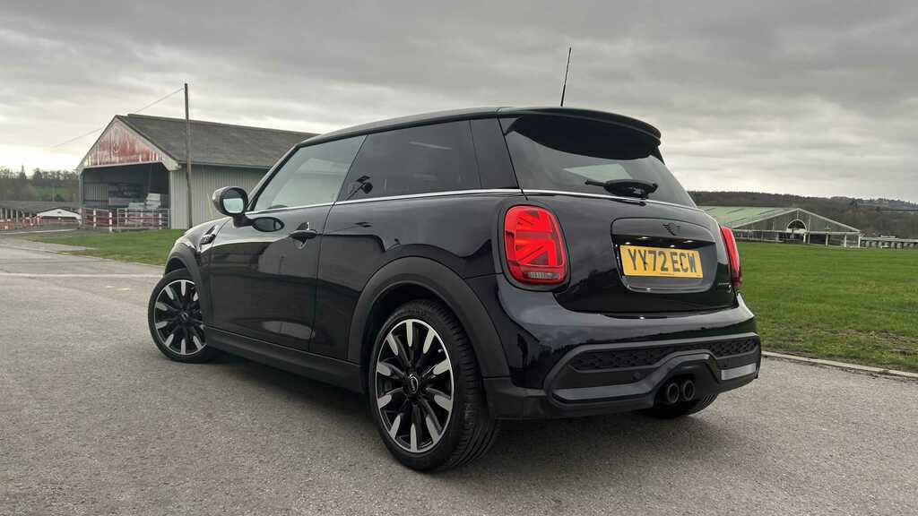 Mini Hatch 2.0 Cooper S Exclusive 2022 YY72ECW Black #3
