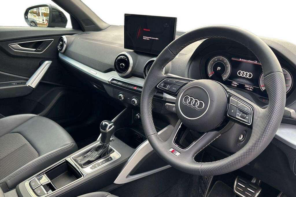 Audi Q2 35 Tfsi S Line S Tronic 2024 LP24RMV Black #5