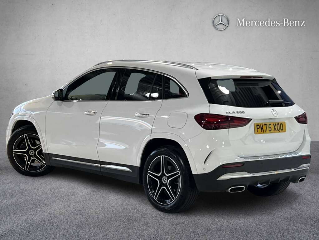 Mercedes-Benz GLA Class 200 Amg Line Executive 2025 PK75XOO White #2