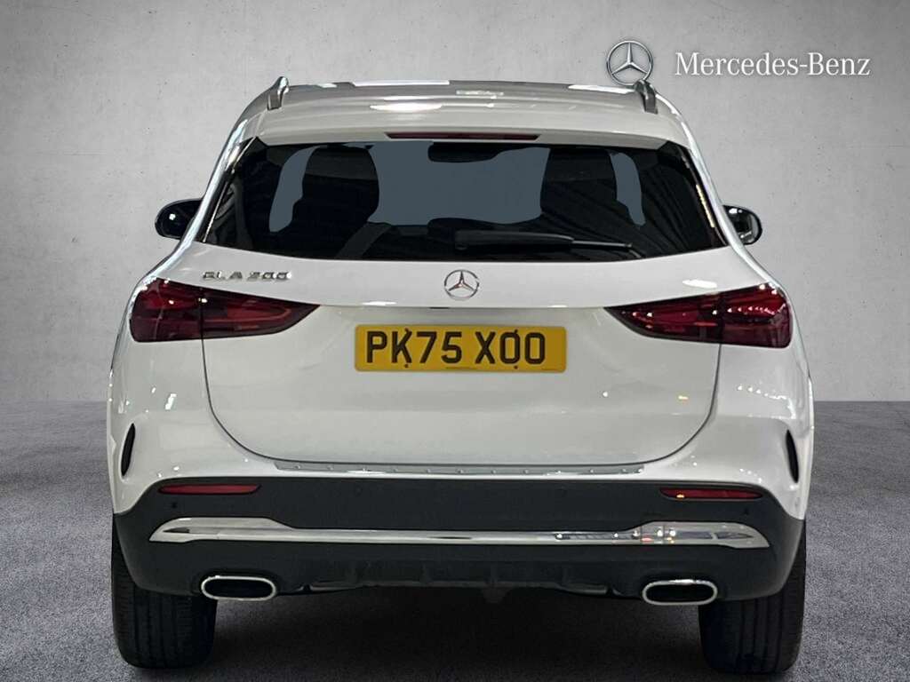Mercedes-Benz GLA Class 200 Amg Line Executive 2025 PK75XOO White #5