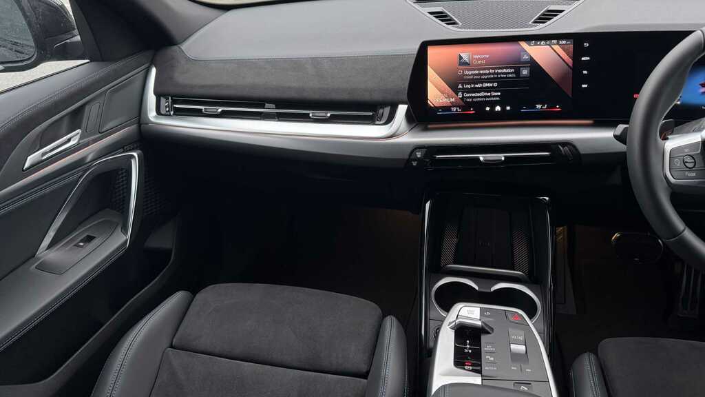 BMW iX2 230Kw Xdrive30 M Sport 65Kwh 2025 FD75LCV Black #6