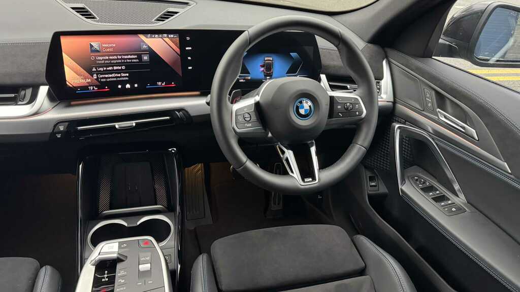 BMW iX2 230Kw Xdrive30 M Sport 65Kwh 2025 FD75LCV Black #5