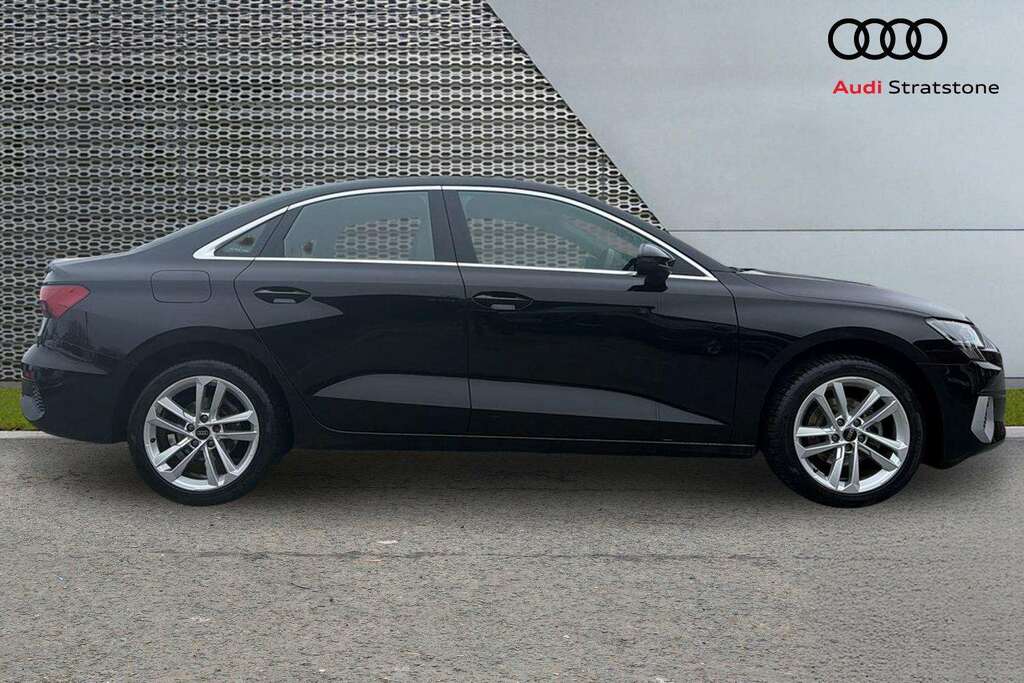 Audi A3 30 Tfsi Sport 2024 VN73OML Black #3