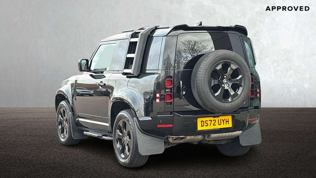 Land Rover Defender 90 3.0 D250 Hard Top Hse 2022 DS72UYH Black #2